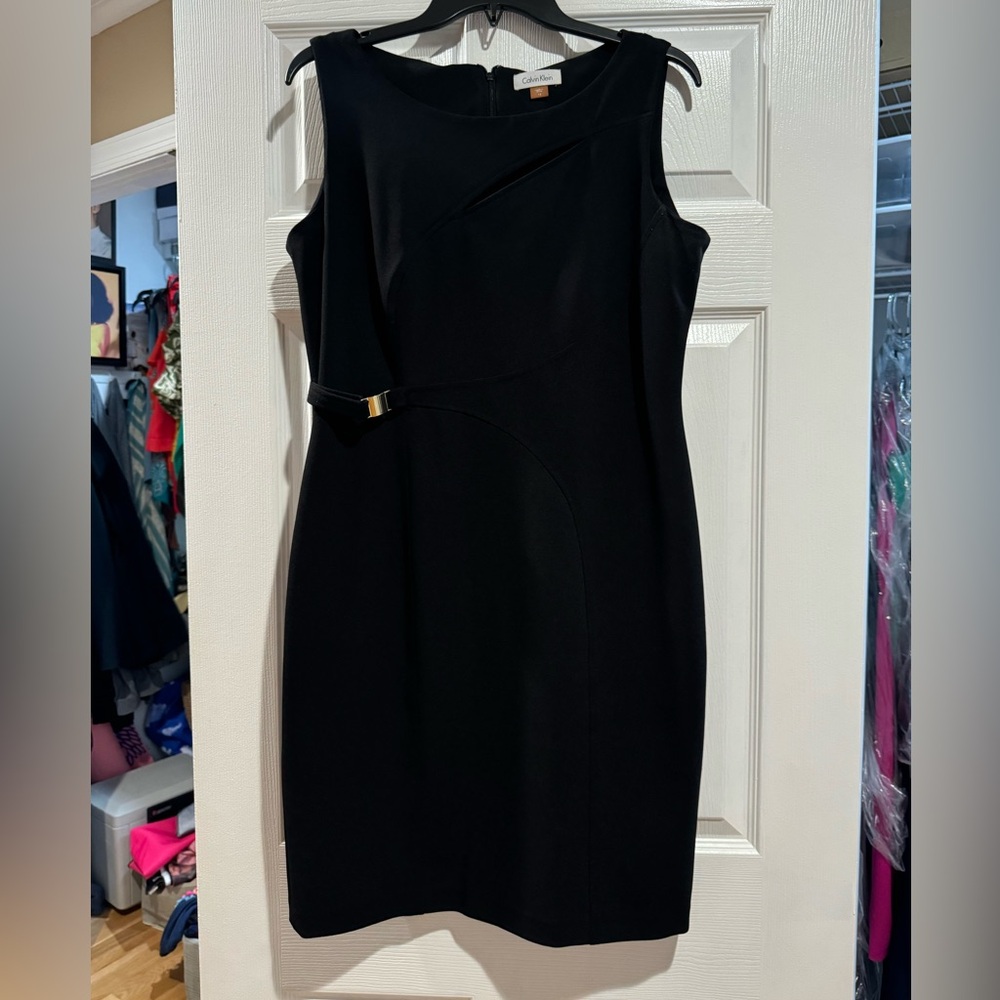 Calvin Klein Sleeveless Sheath Starburst Detail Black Size 12
